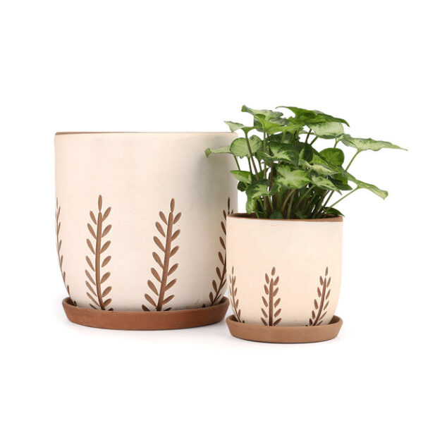 Clay White Vertical Leaf Pattern Pot - Image 7